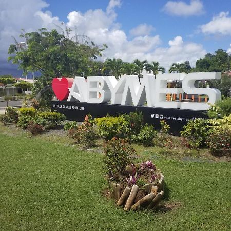Appartement Centre Guadeloupe, Accessible Et Proche Les Abymes Bagian luar foto
